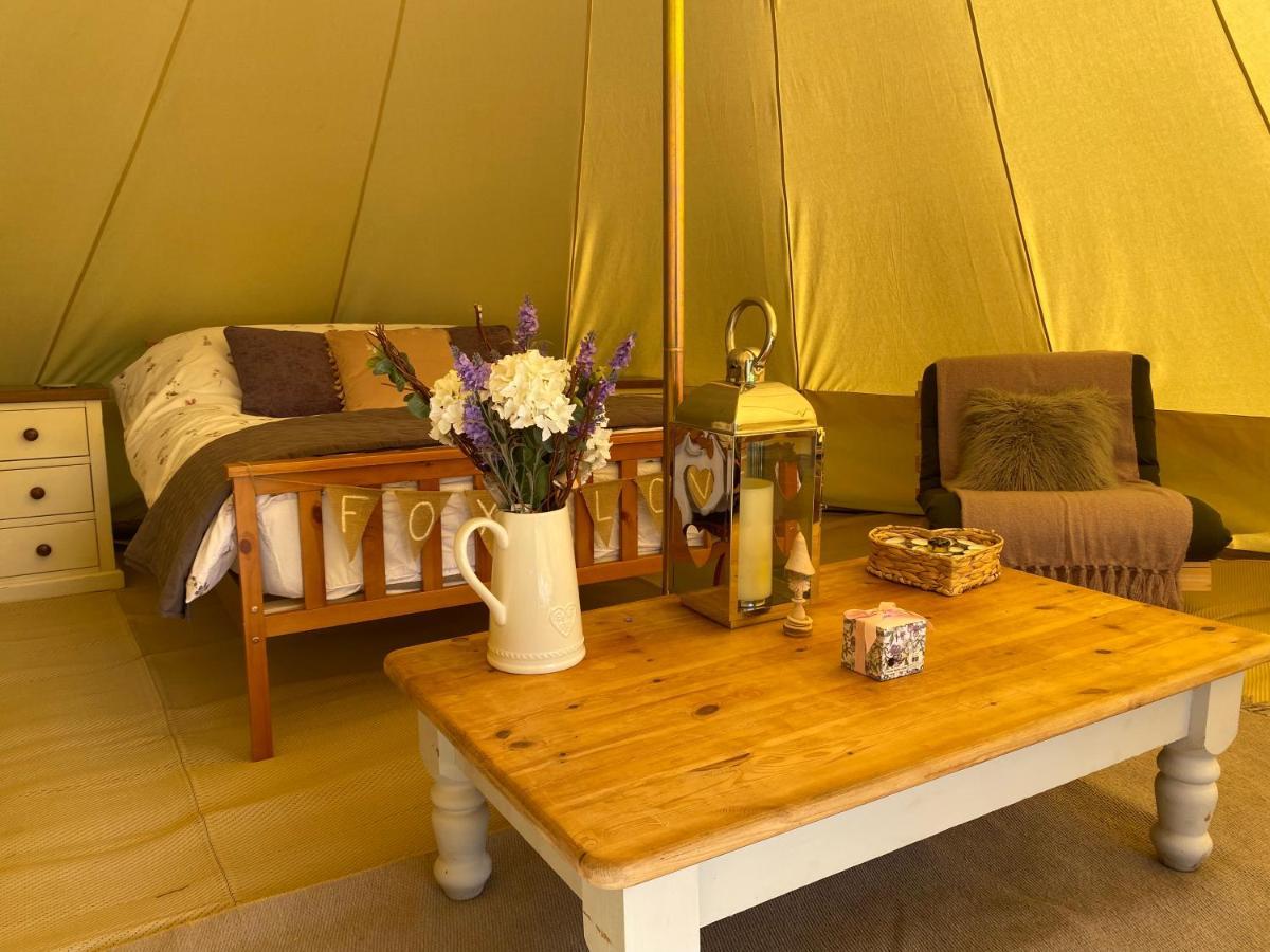 Black Mountains Glamping Hotel Abergavenny Buitenkant foto