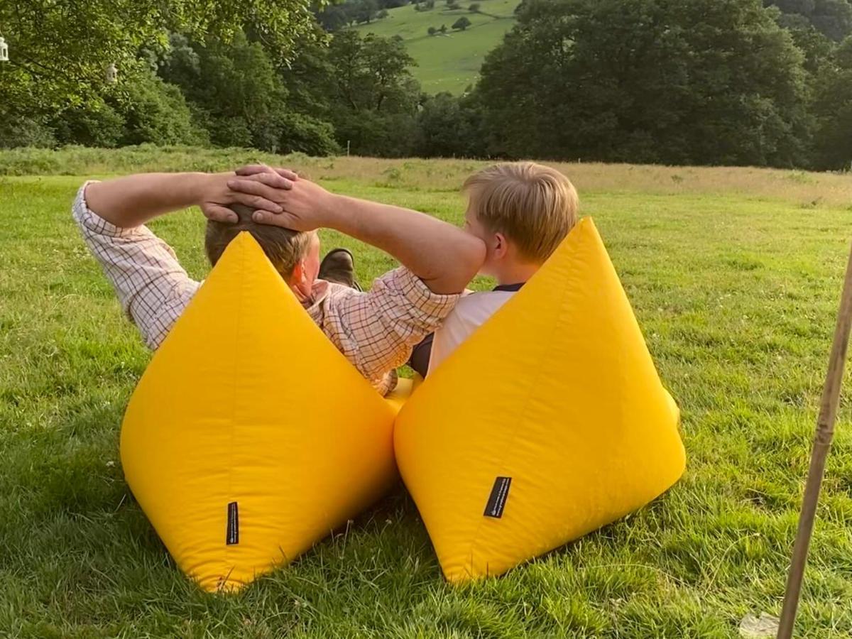 Black Mountains Glamping Hotel Abergavenny Buitenkant foto