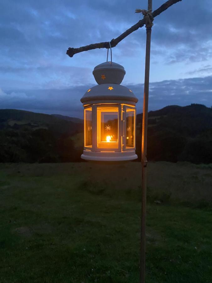 Black Mountains Glamping Hotel Abergavenny Buitenkant foto