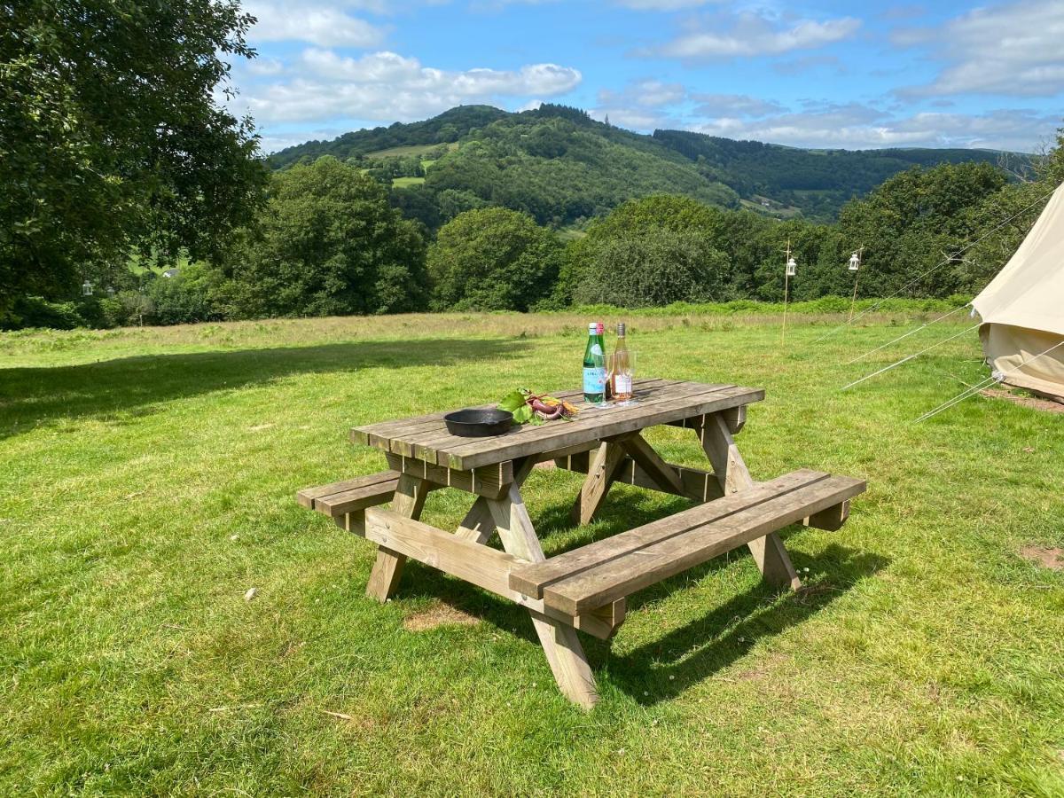 Black Mountains Glamping Hotel Abergavenny Buitenkant foto